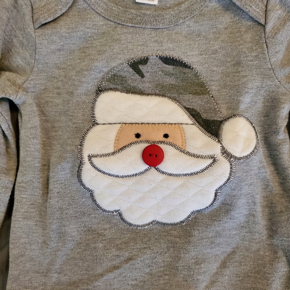 Mud Pie 12-18 mo Santa Outfit - Picture 3 of 3